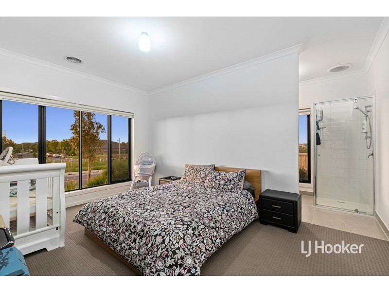 217 Haze Drive, Point Cook VIC 3030