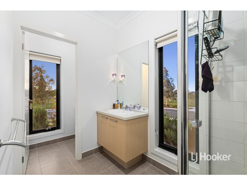 217 Haze Drive, Point Cook VIC 3030