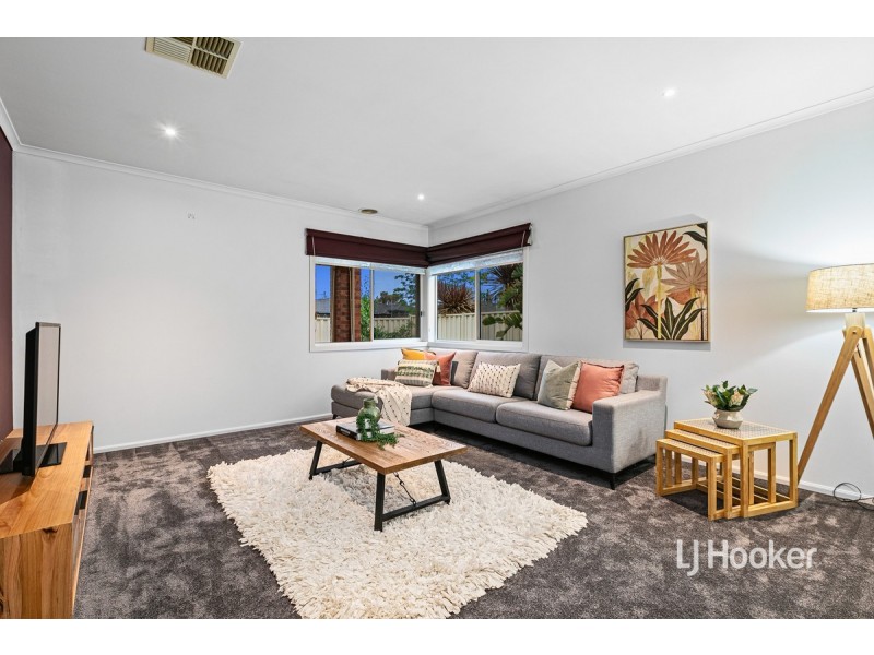 16 Baltimore Drive, Point Cook VIC 3030
