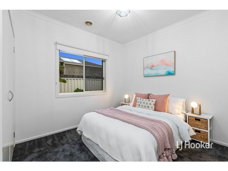 16 Baltimore Drive, Point Cook VIC 3030