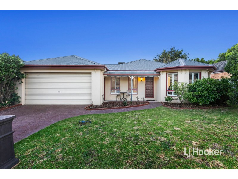 8 Teatree Place, Seabrook VIC 3028