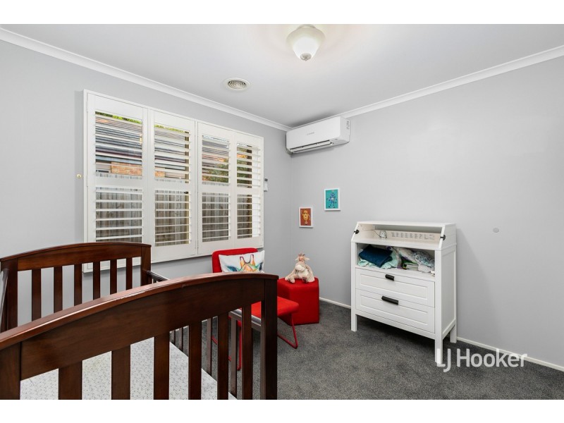 8 Teatree Place, Seabrook VIC 3028