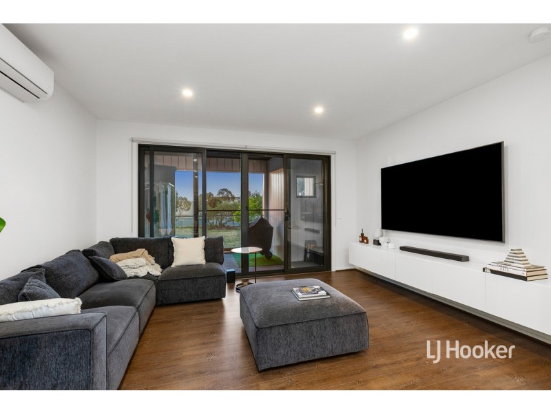 81 Murnong Street, Point Cook VIC 3030