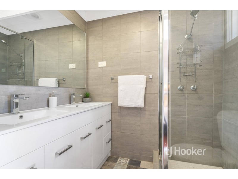 44 Greaves Street South, Werribee VIC 3030