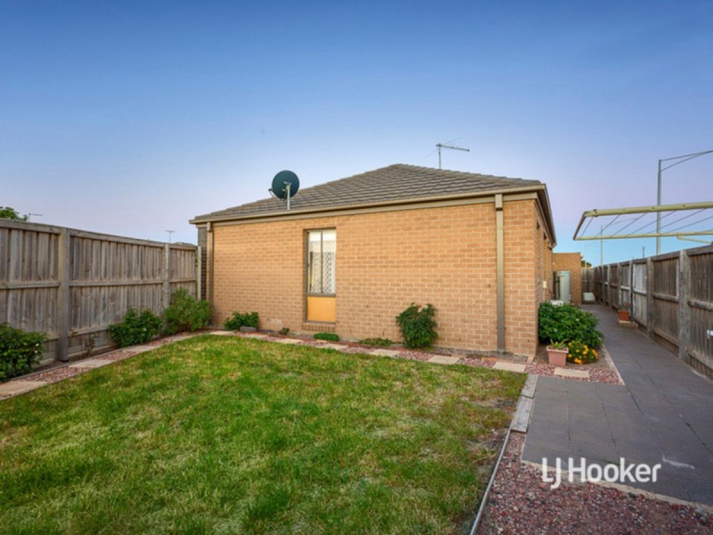 15/3 Campaspe Way, Point Cook VIC 3030