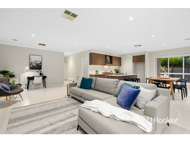 59 Beachview Parade, Sanctuary Lakes VIC 3030