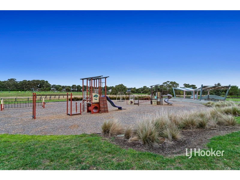 41/64 Escapade Boulevard, Craigieburn VIC 3064