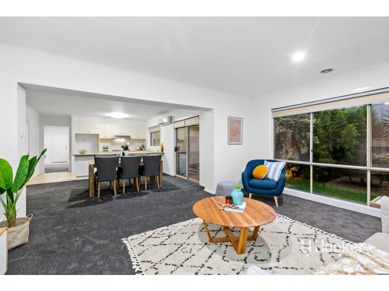 39 Sumner Crescent, Point Cook VIC 3030