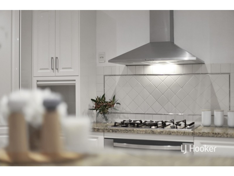 3 Lincoln Park Close, Sanctuary Lakes VIC 3030