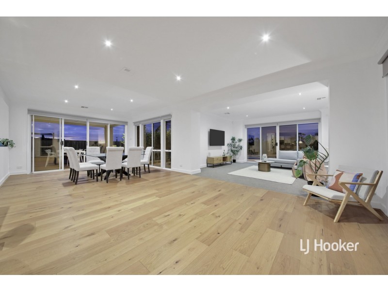 3 Lincoln Park Close, Sanctuary Lakes VIC 3030