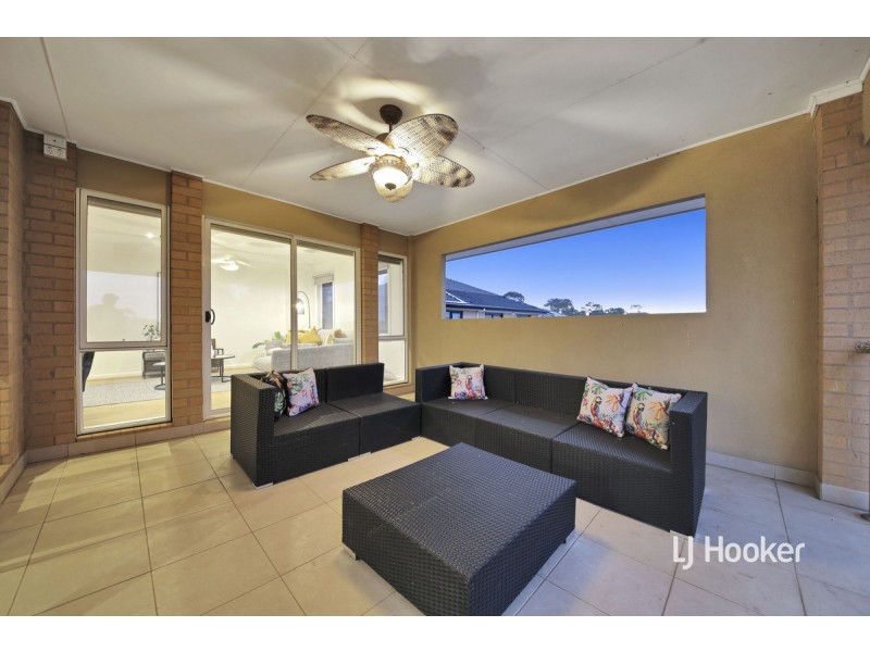 3 Lincoln Park Close, Sanctuary Lakes VIC 3030