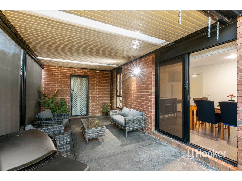 11 Hasluck Gardens, Point Cook VIC 3030