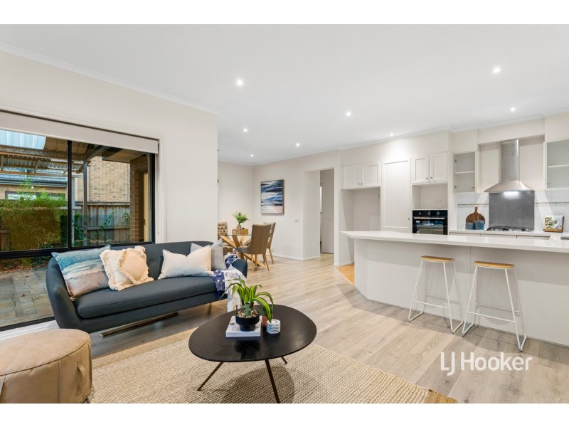 50 Lincolnheath Boulevard, Point Cook VIC 3030