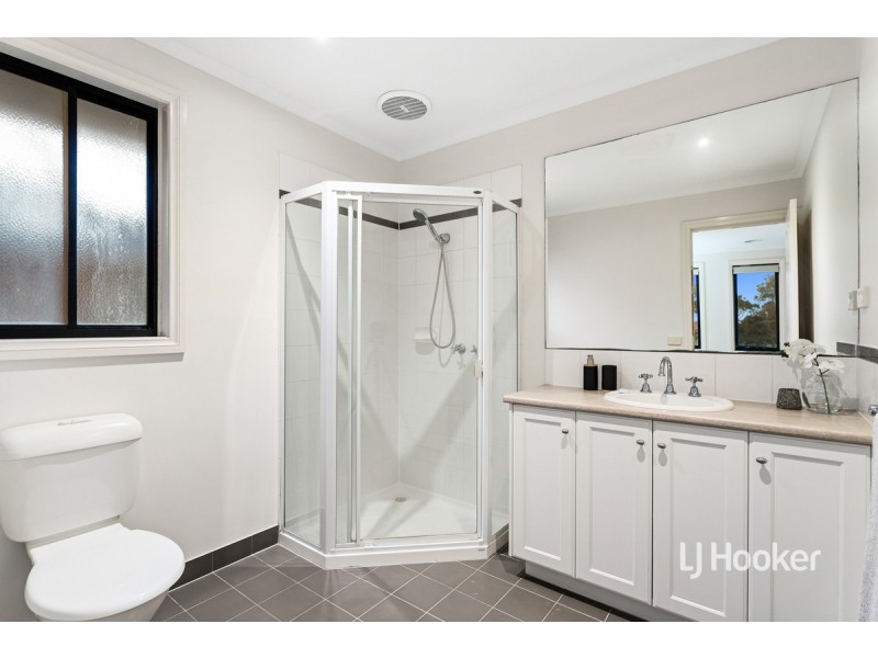 50 Lincolnheath Boulevard, Point Cook VIC 3030