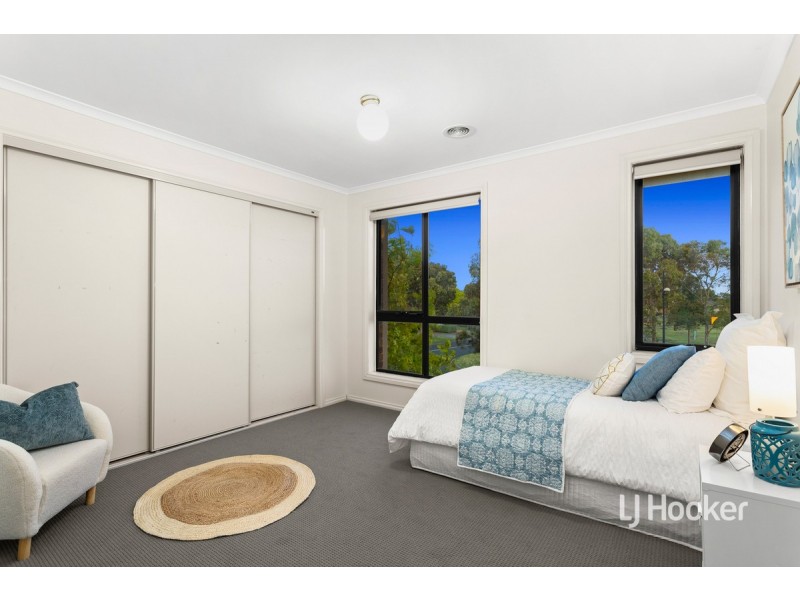 50 Lincolnheath Boulevard, Point Cook VIC 3030