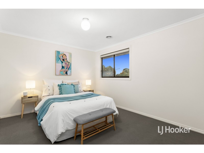 50 Lincolnheath Boulevard, Point Cook VIC 3030