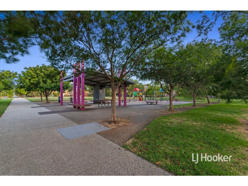 50 Lincolnheath Boulevard, Point Cook VIC 3030