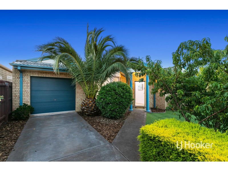 29 Dolphin Crescent, Point Cook VIC 3030