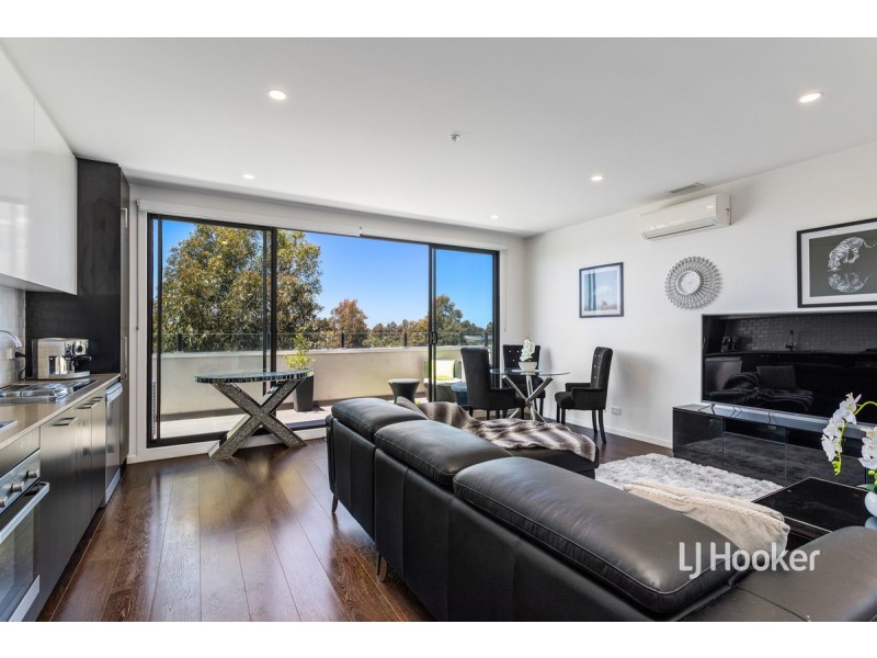 305/18 Tribeca Drive, Point Cook VIC 3030