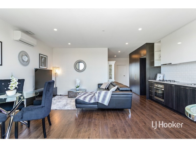 305/18 Tribeca Drive, Point Cook VIC 3030