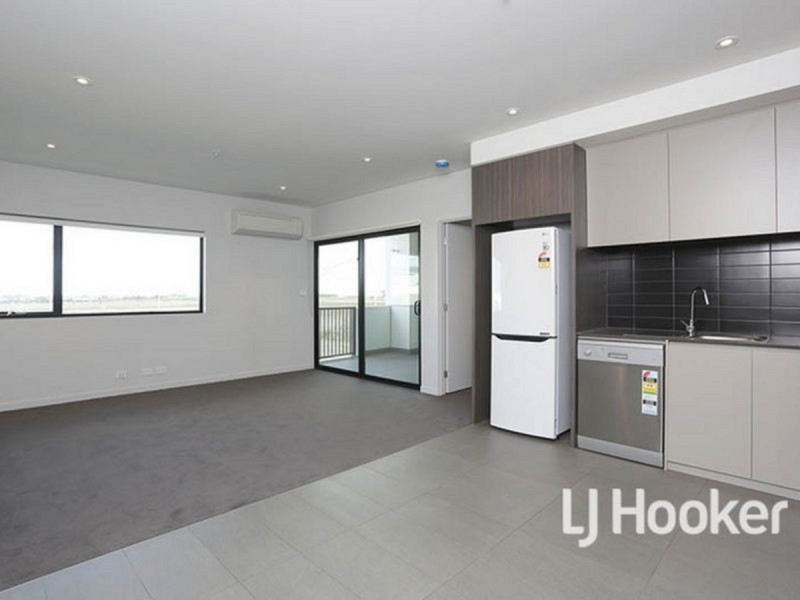 207/1 Clark Street, Williams Landing VIC 3027