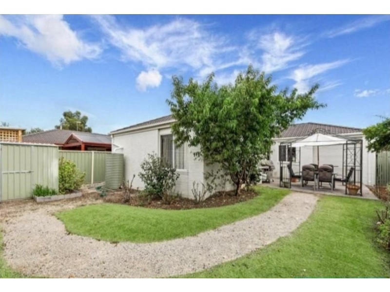 27 Dalkeith Drive, Point Cook VIC 3030