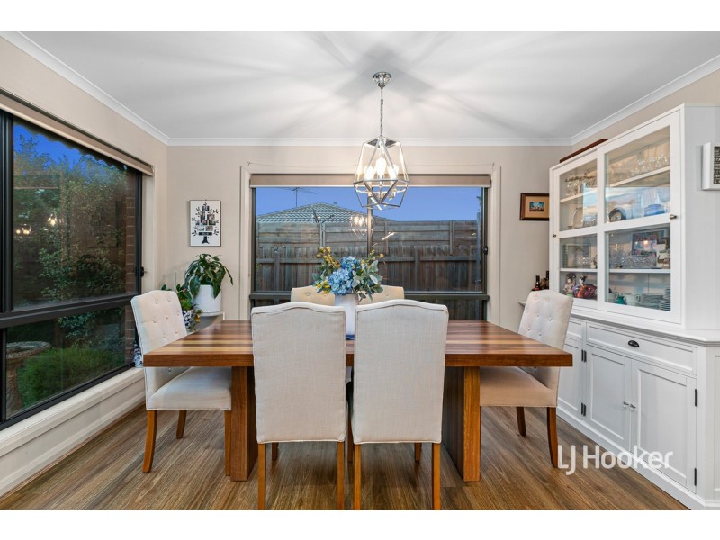 14 Morgan Crescent, Werribee VIC 3030