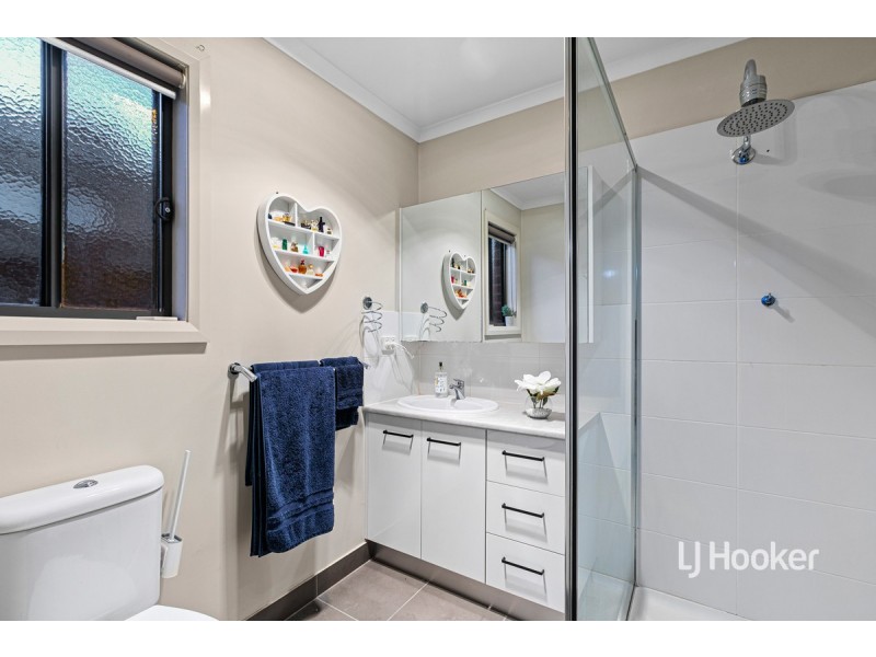 14 Morgan Crescent, Werribee VIC 3030