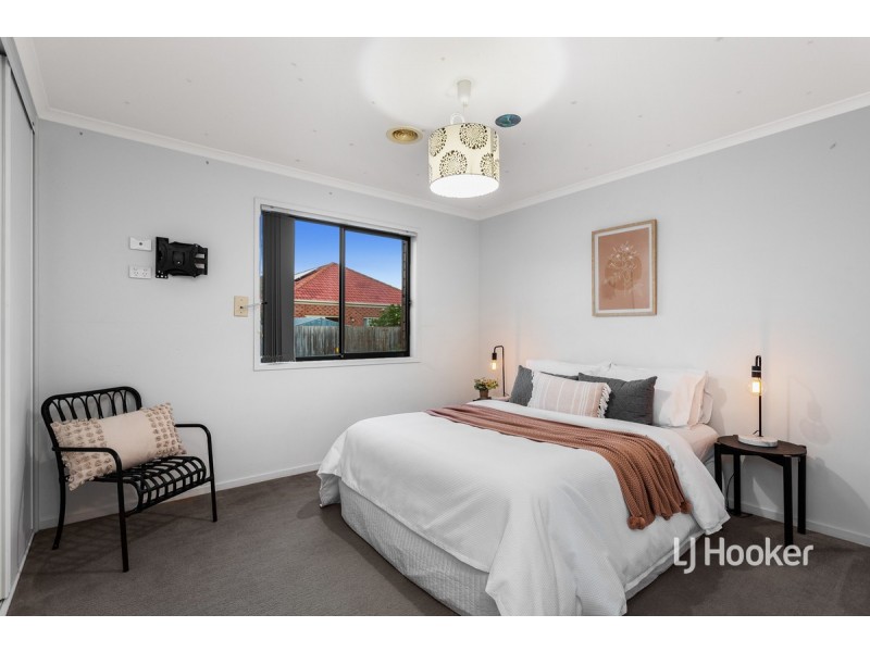 7 Fullard Close, Point Cook VIC 3030