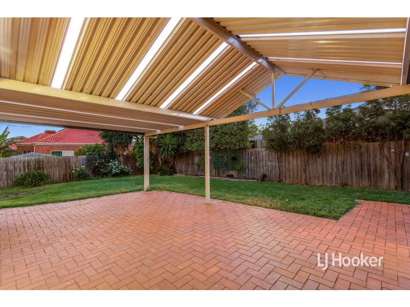7 Fullard Close, Point Cook VIC 3030