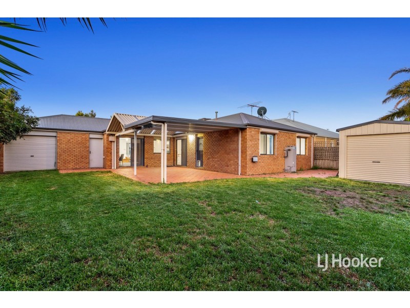 7 Fullard Close, Point Cook VIC 3030