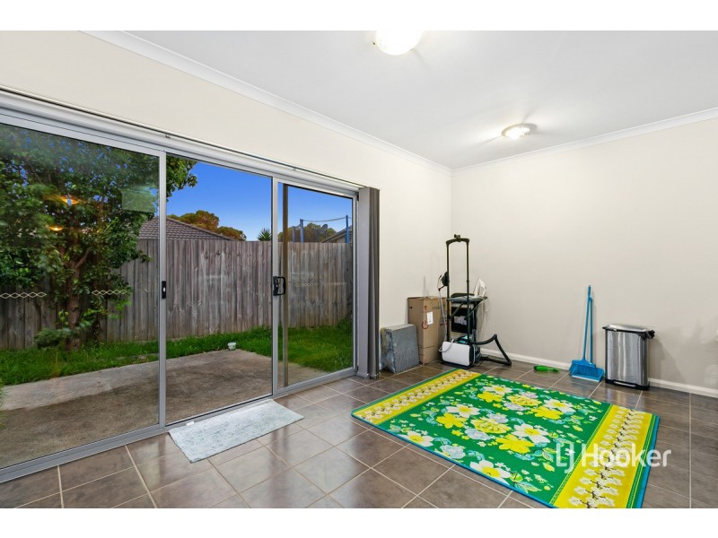 6/37-39 Valencia Circuit, Cranbourne VIC 3977