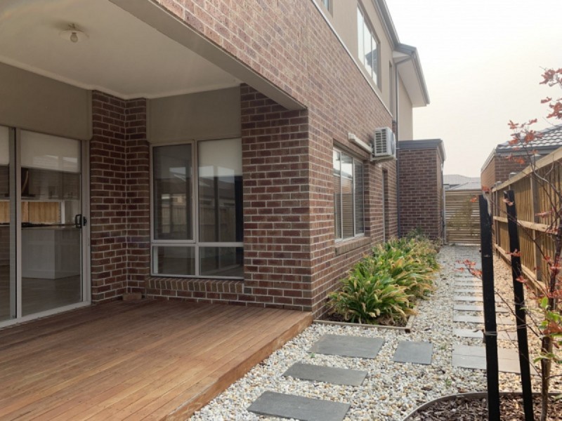 15 Dodson Drive, Point Cook VIC 3030