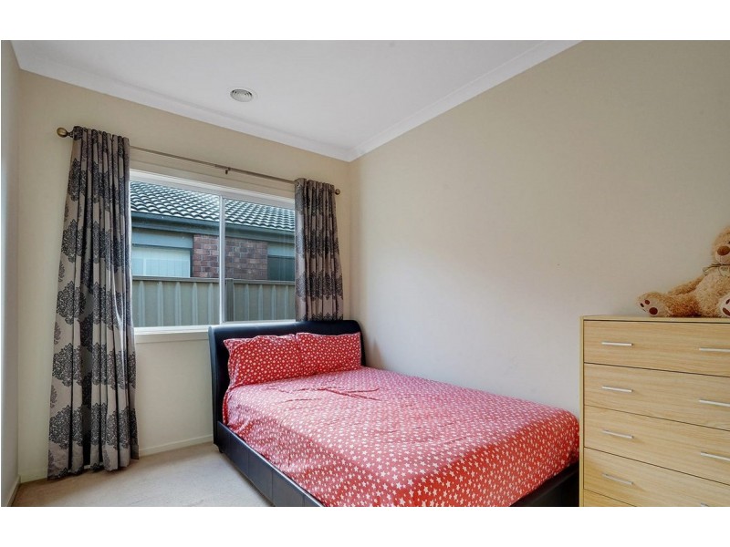 14 Gladesville Street, Truganina VIC 3029