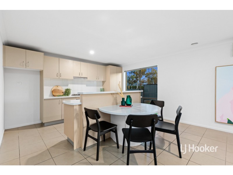 29 Fairbridge Road, Point Cook VIC 3030