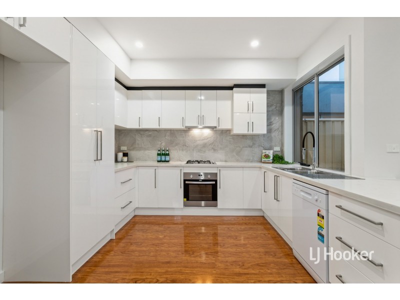 123B Lennon Boulevard, Point Cook VIC 3030