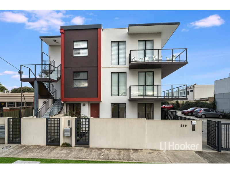 1/219 Watton Street, Werribee VIC 3030