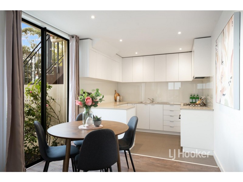 1/219 Watton Street, Werribee VIC 3030
