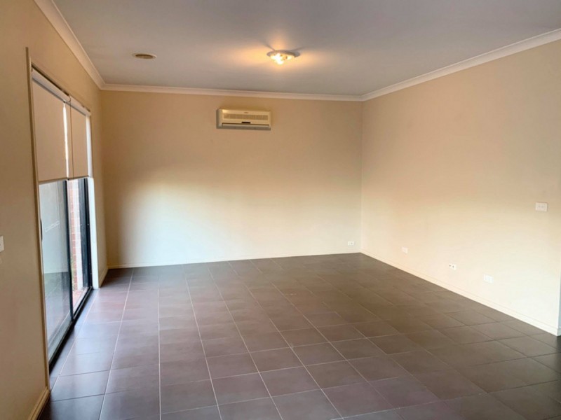 1 Archibald Chase, Point Cook VIC 3030