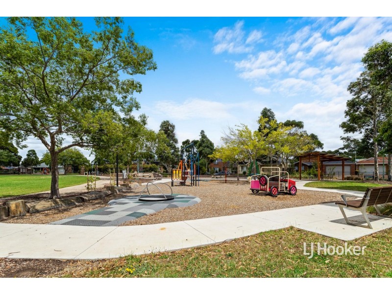 34 William Leake Avenue, Seabrook VIC 3028