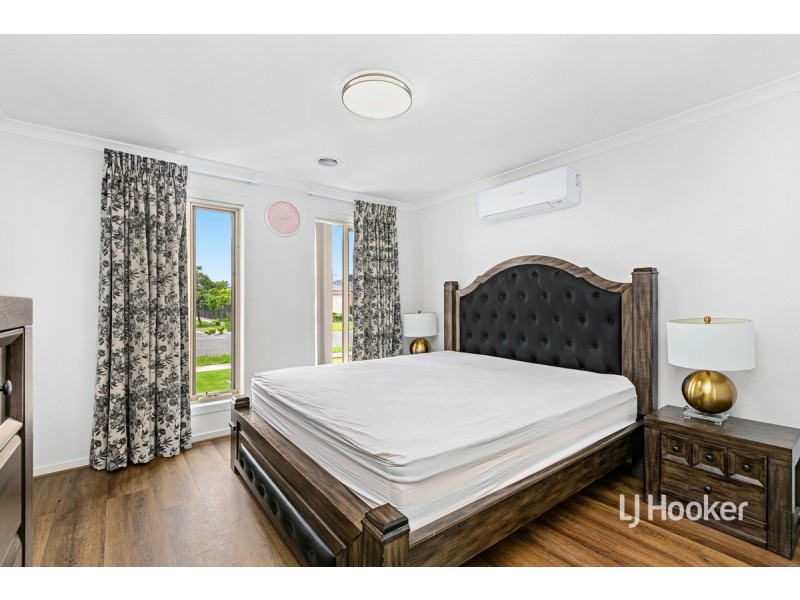 29 Regal Road, Point Cook VIC 3030