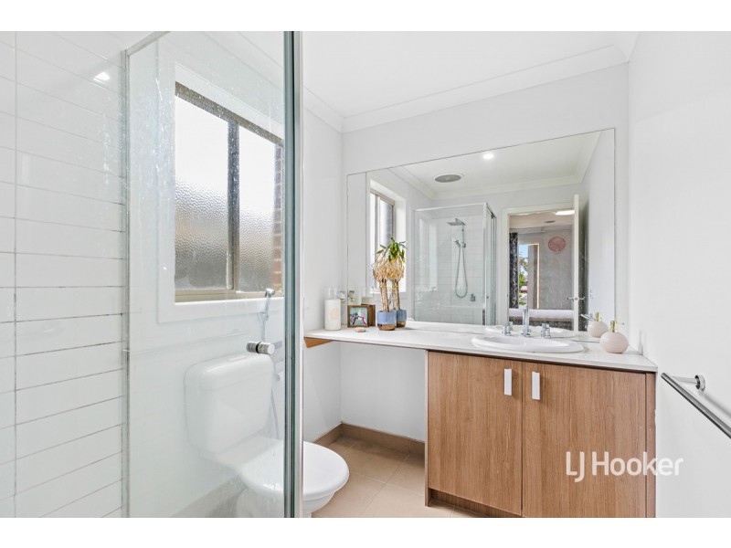 29 Regal Road, Point Cook VIC 3030