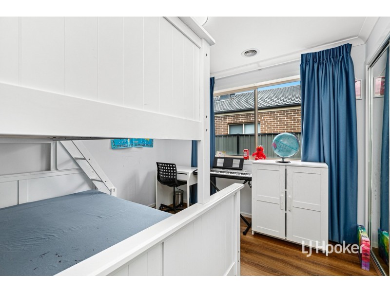 29 Regal Road, Point Cook VIC 3030