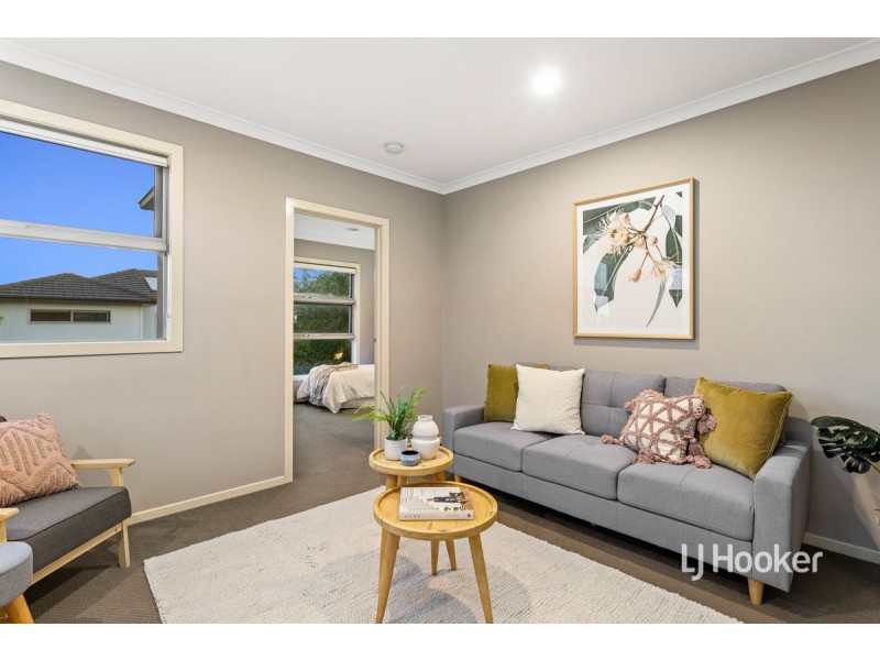 16 Admiralty Lane, Sydenham VIC 3037