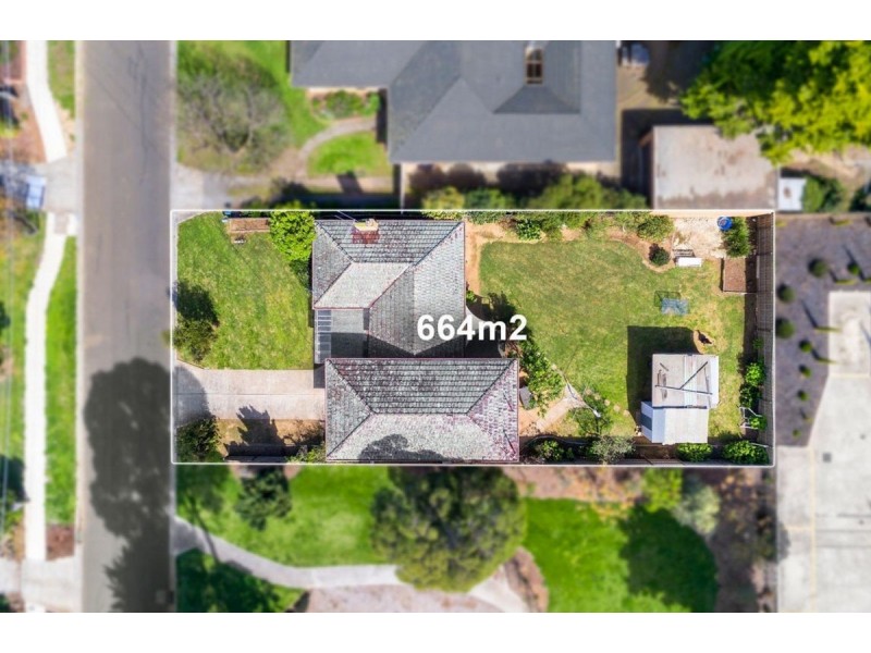 39 Tyrone Street, Werribee VIC 3030