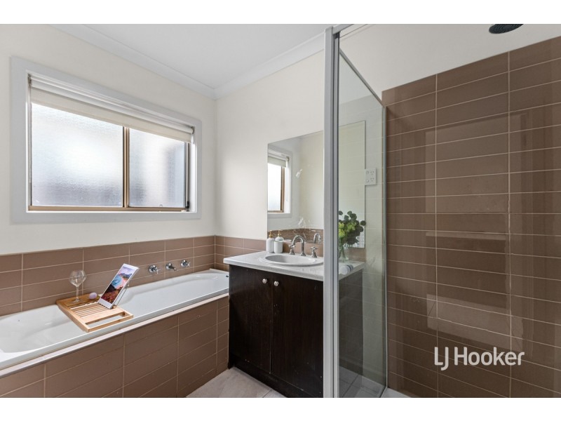 22 McDougall Place, Truganina VIC 3029