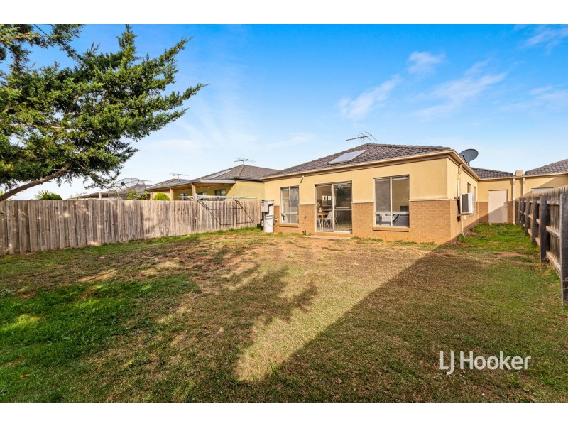 22 McDougall Place, Truganina VIC 3029
