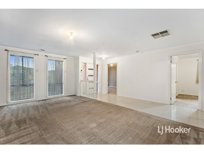 6 Lindrum Outlook, Tarneit VIC 3029