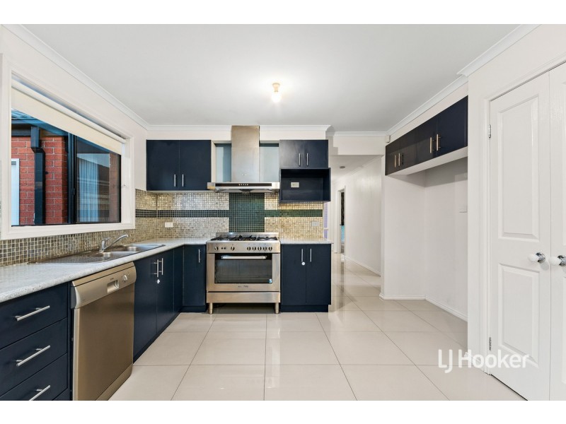 6 Lindrum Outlook, Tarneit VIC 3029