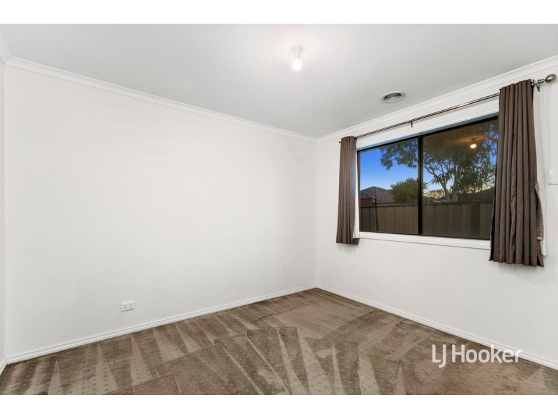 6 Lindrum Outlook, Tarneit VIC 3029